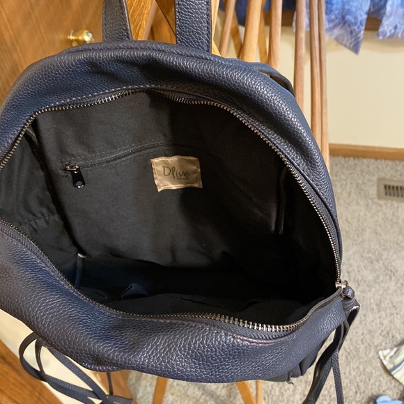 Dark navy backpack - Picture 3 of 3